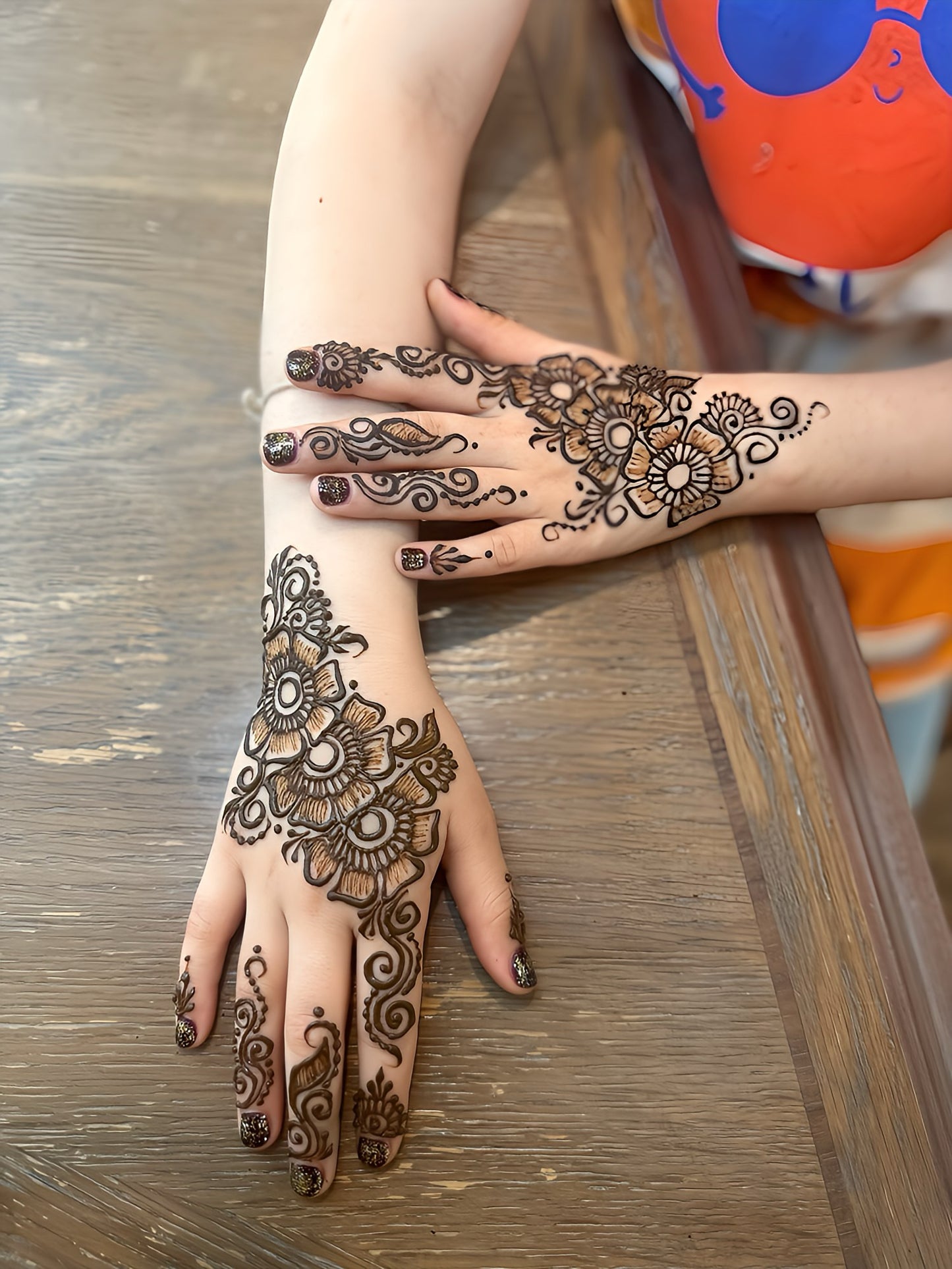 Medium Henna (design) Appointment