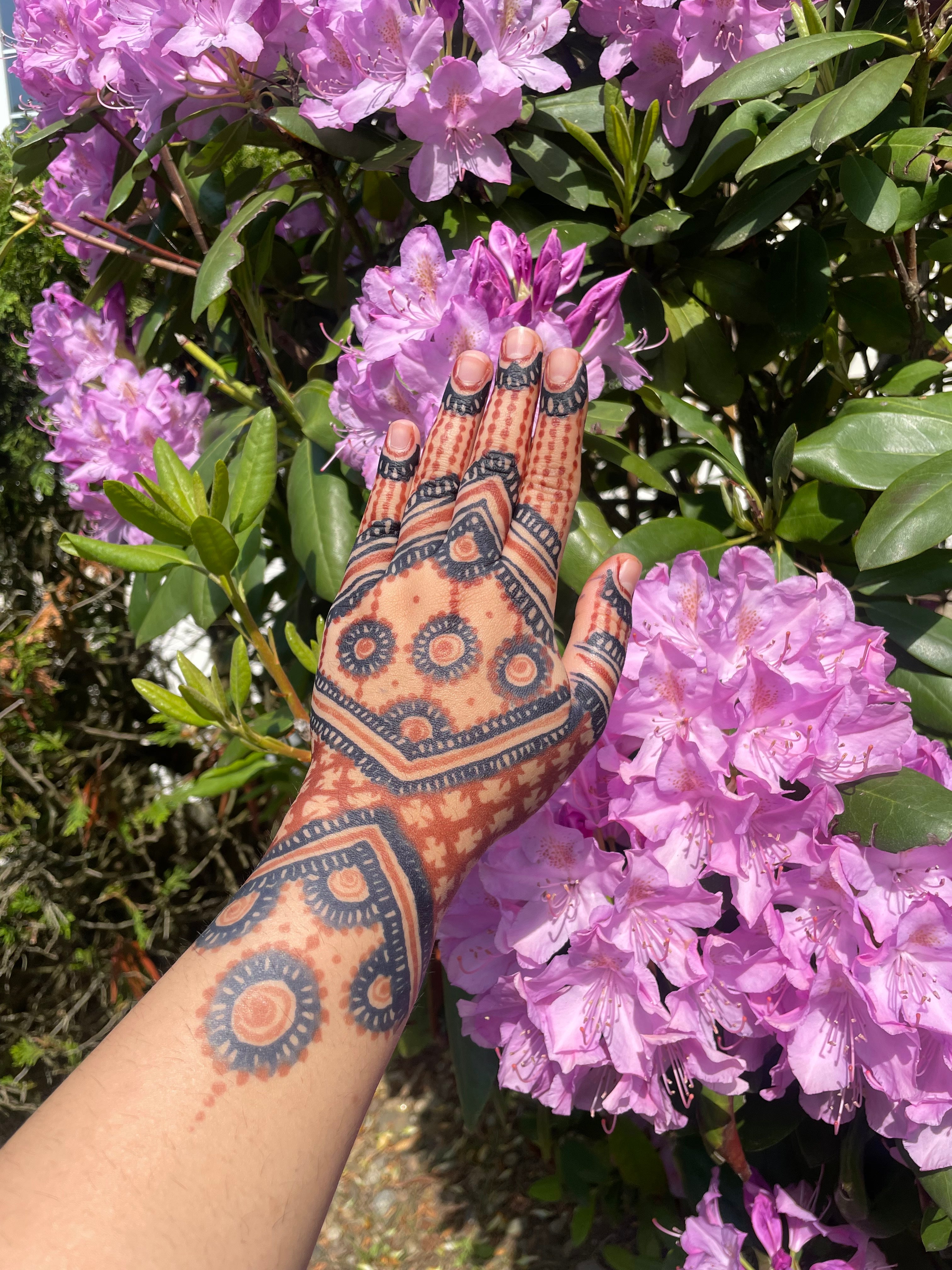 Organic Handmade Temporary Henna Tattoo Mehendi Cones, 23g 25g, Bridal  Tattoo Body Art/dark Maroon/bulk Price Available - Etsy Norway